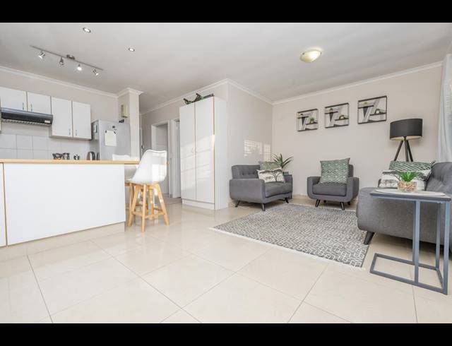 2 BEDROOM PROPERTY TO RENT IN PROTEA HEIGHTS